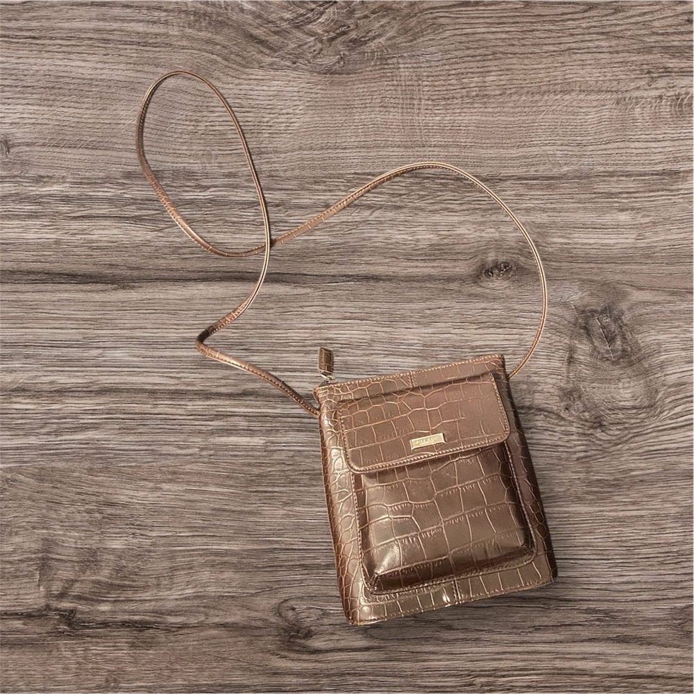NINE WEST Elegant Tan Crocodile-Embossed Crossbody Bag
